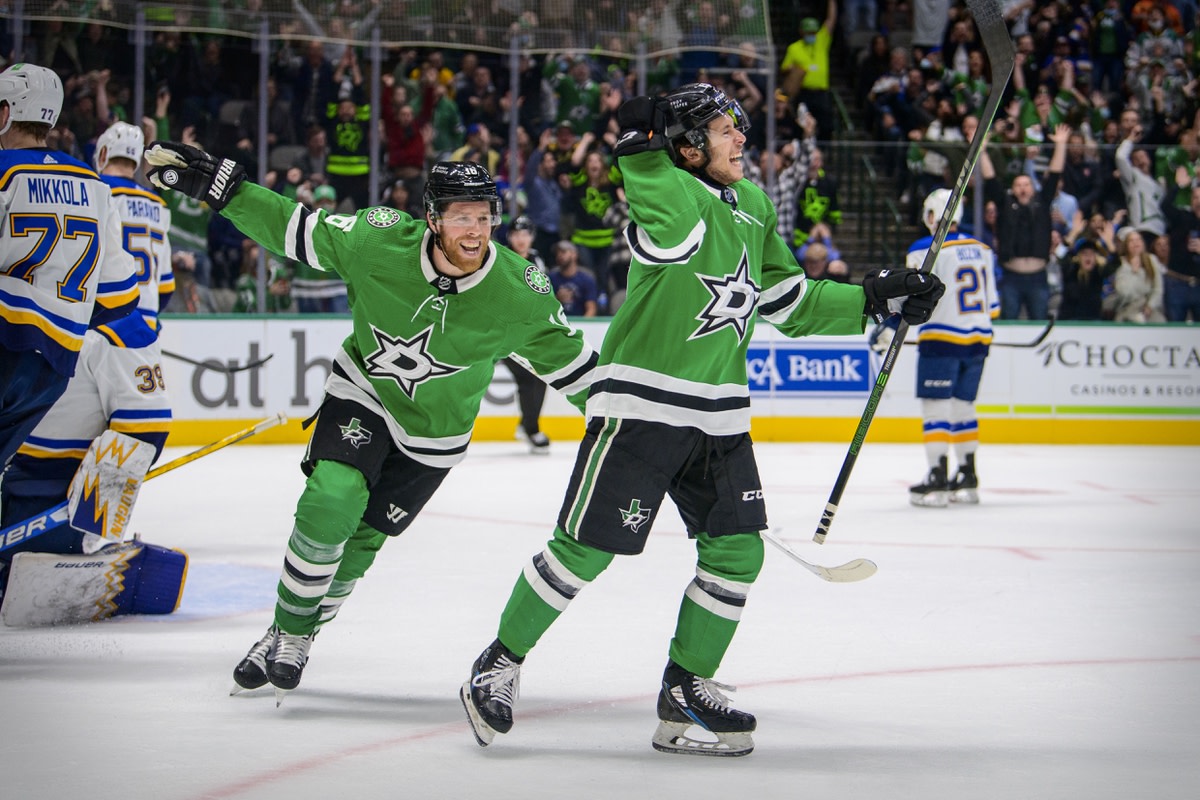 Chicago Blackhawks vs Dallas Stars