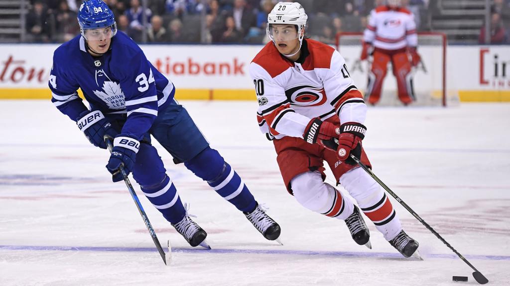 Toronto Maple Leafs vs Carolina Hurricanes